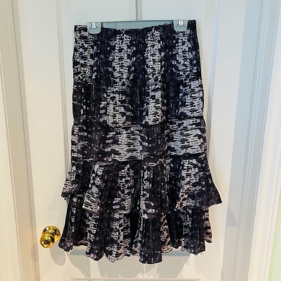 Isabel Marant Pour H&M - Beautiful layered skirt, 100% Silk, Size 8 - Picture 2 of 7